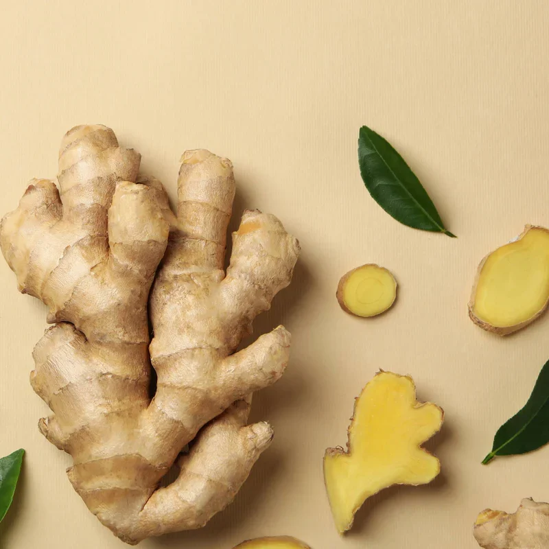 Fresh_Ginger_on_Beige_background-3x2_f080b108-8c22-40d2-92da-8d30520feb64